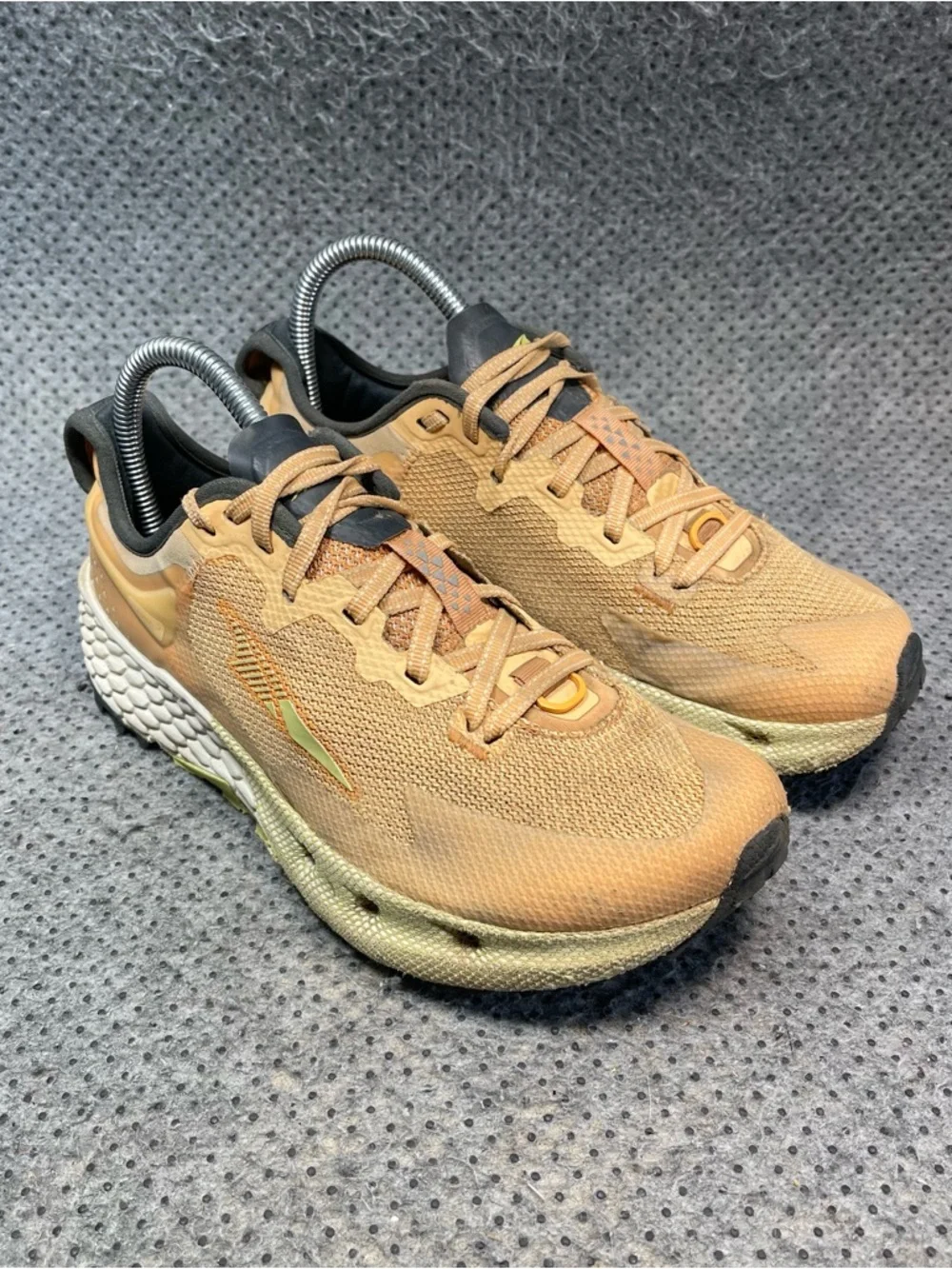 Altra Timp 4 Yellow Running Shoes Size 7 Women’s